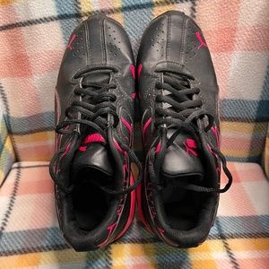 Women's Puma Tazon Black/Hot Pink Sz. 8.5 Shoes